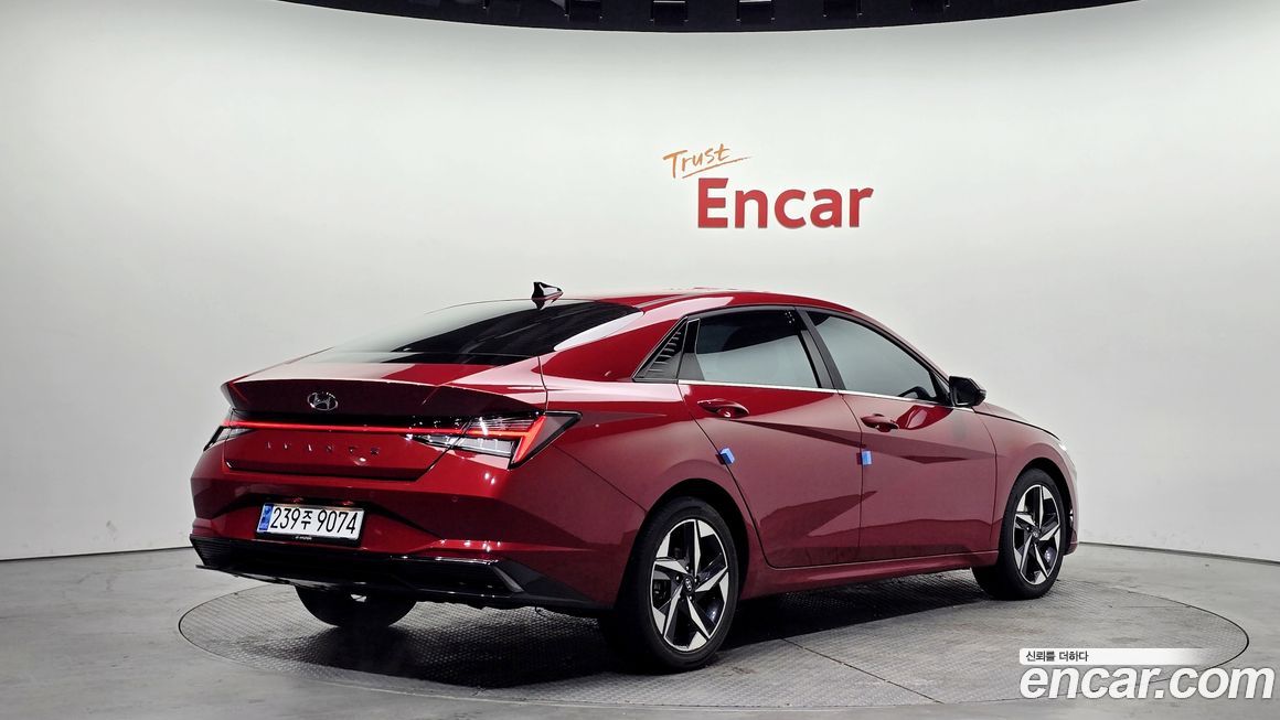 Hyundai AVANTE 2021