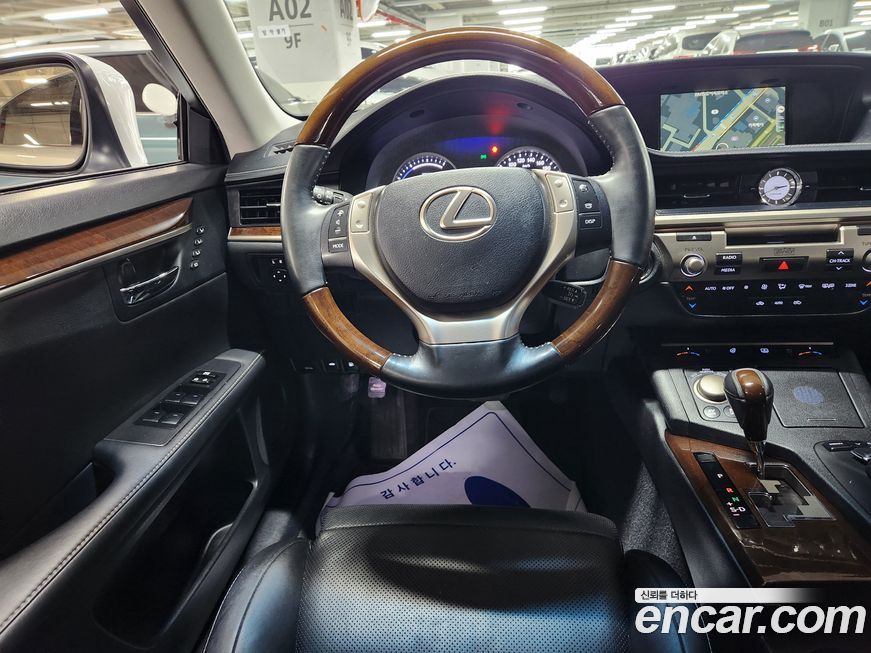 Lexus ES 2014