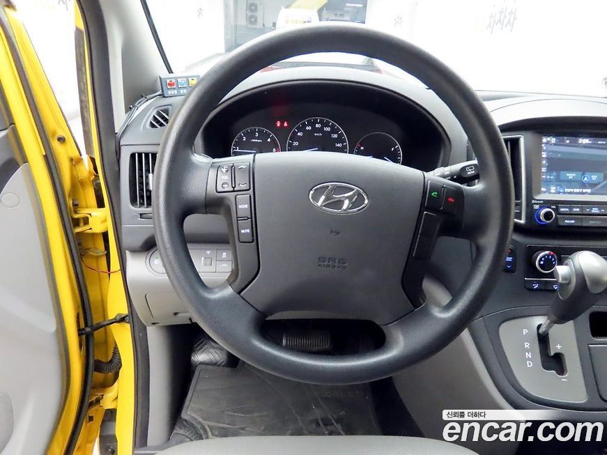 Hyundai Starex 2018
