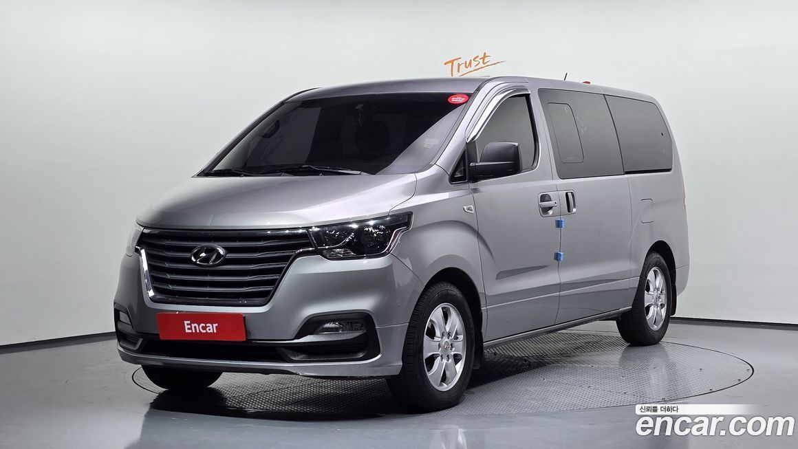 Hyundai Starex 2019
