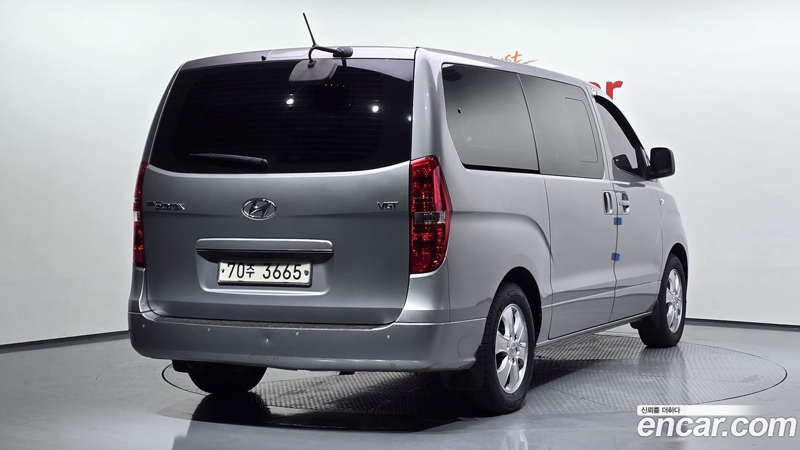 Hyundai Starex 2019