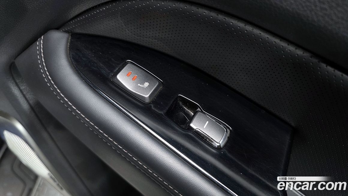 KG_Mobility_Ssangyong Rexton 2018