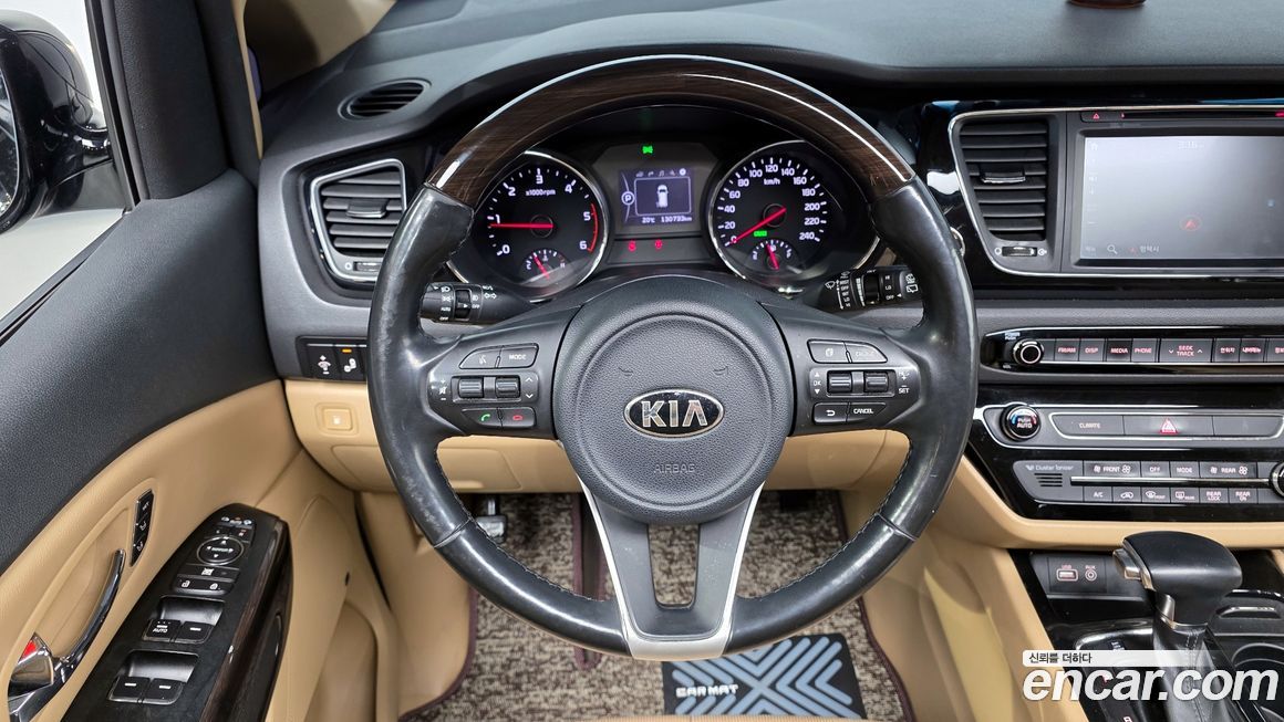 Kia Canival 2018
