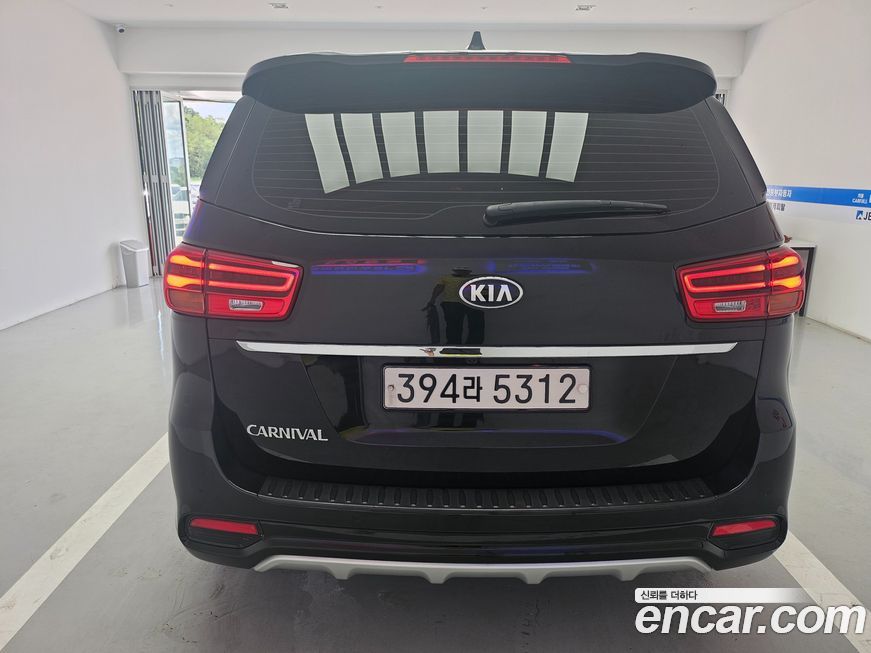 Kia Canival 2019