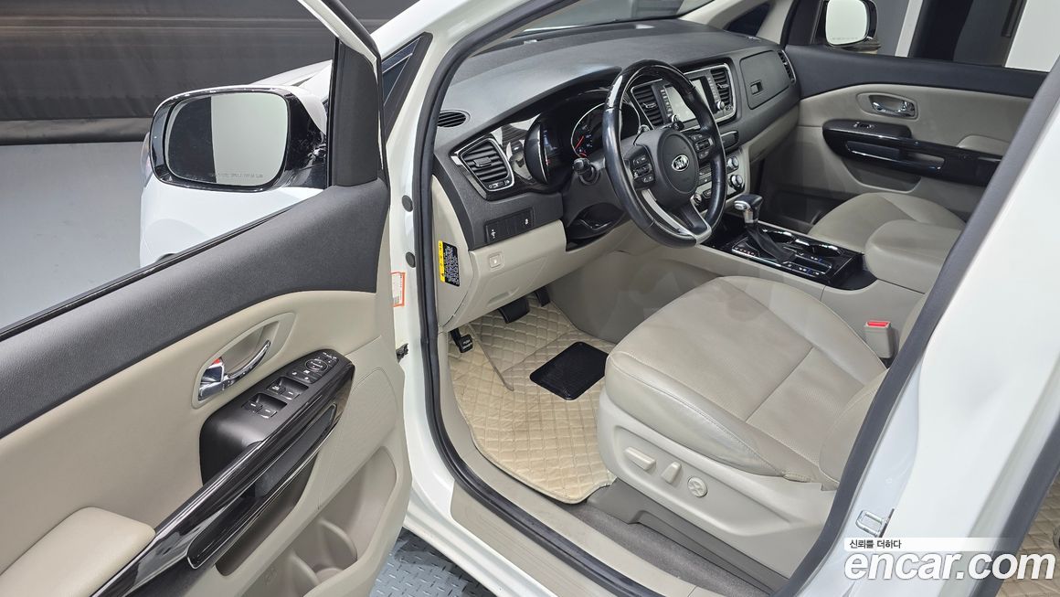 Kia Canival 2019