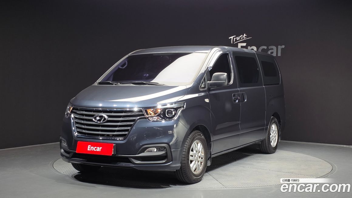 Hyundai Starex 2018