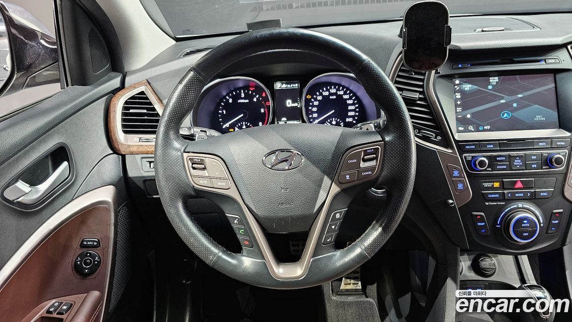 Hyundai Santafe 2017