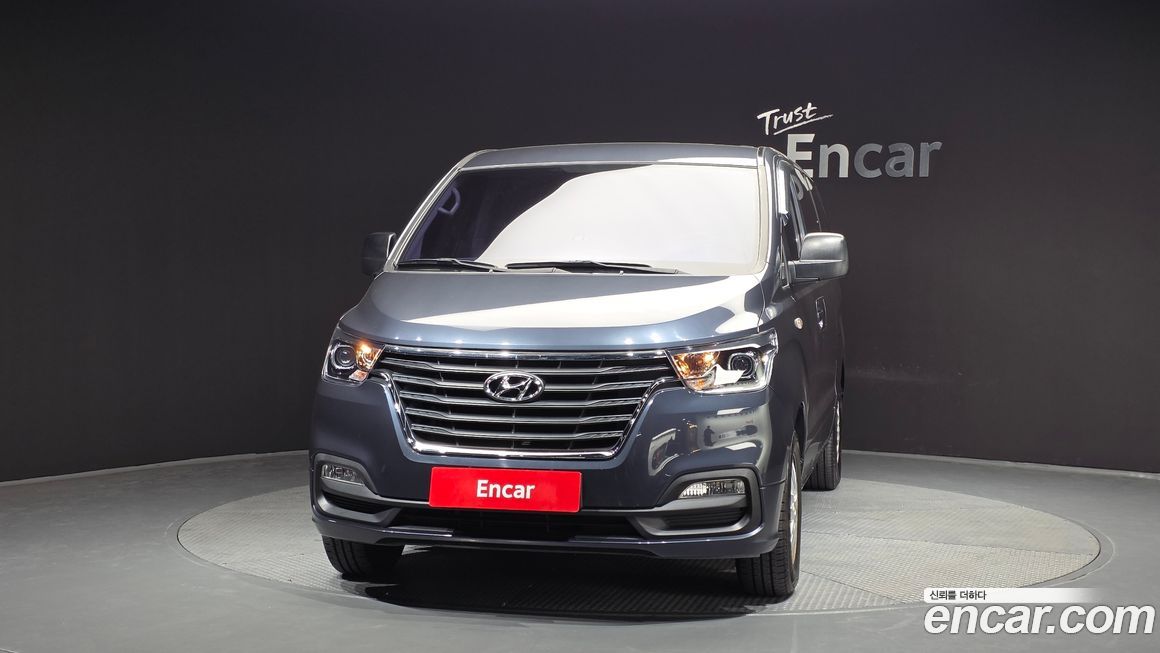 Hyundai Starex 2018
