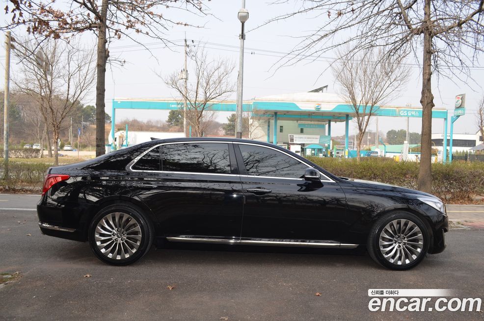 Genesis EQ900 2016
