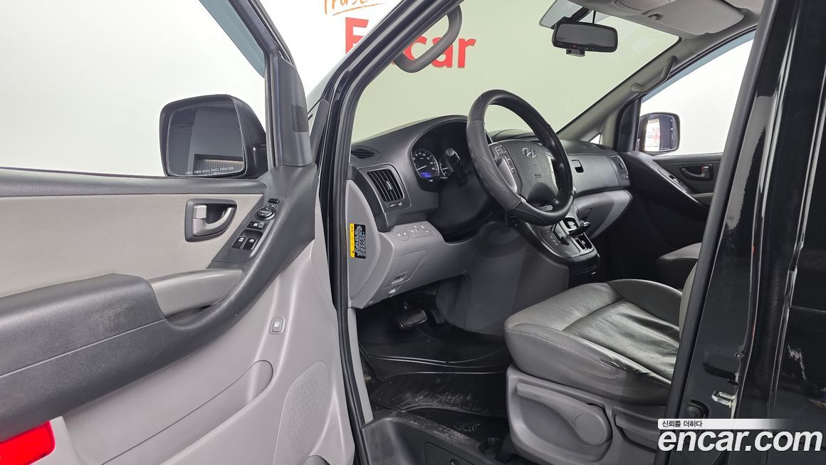 Hyundai Starex 2019