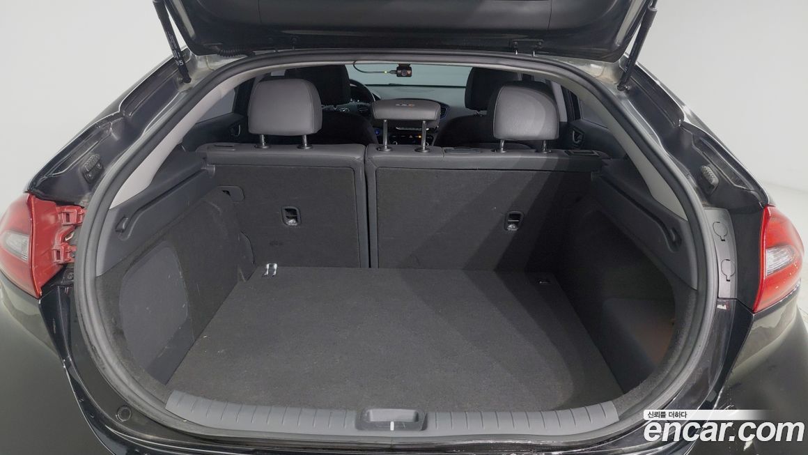 Hyundai Ioniq 2019