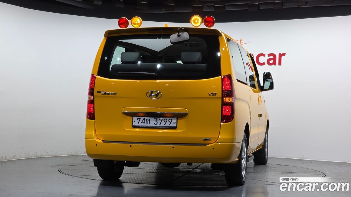 Hyundai Starex 2019