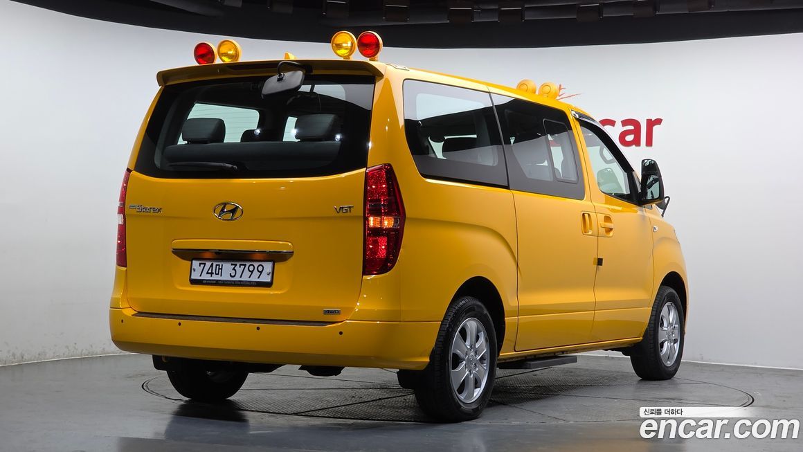 Hyundai Starex 2019