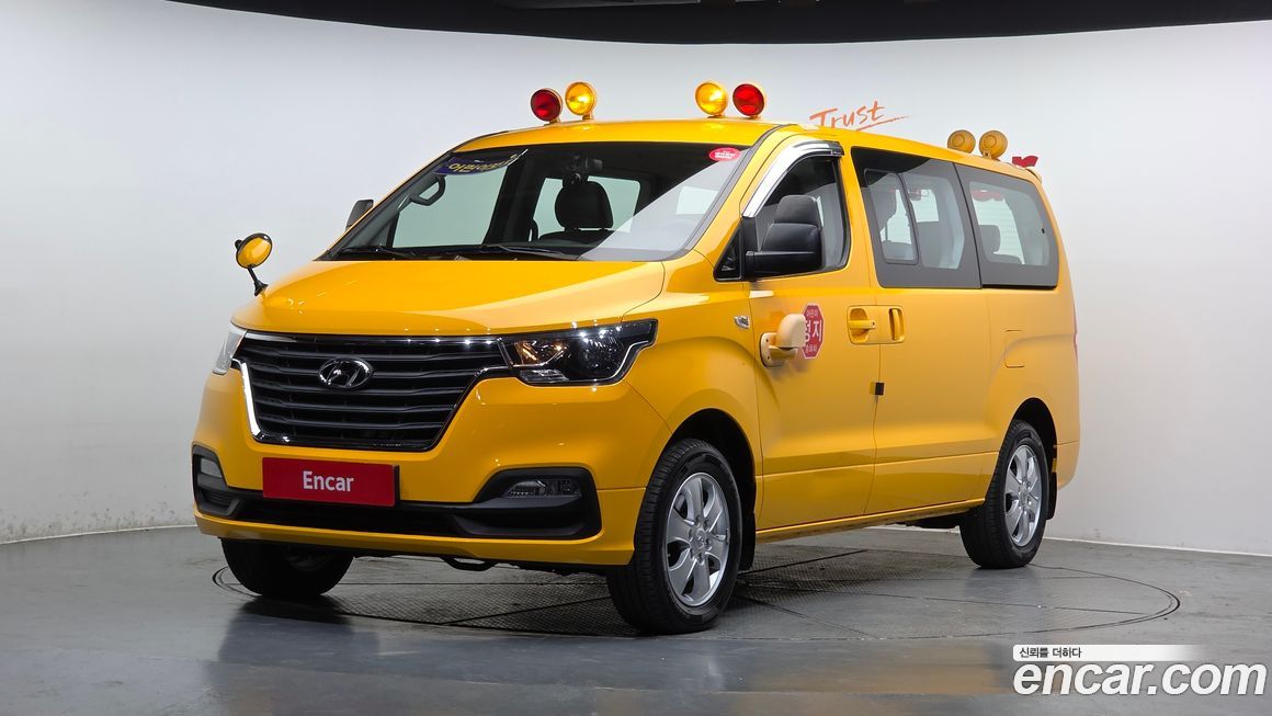 Hyundai Starex 2019
