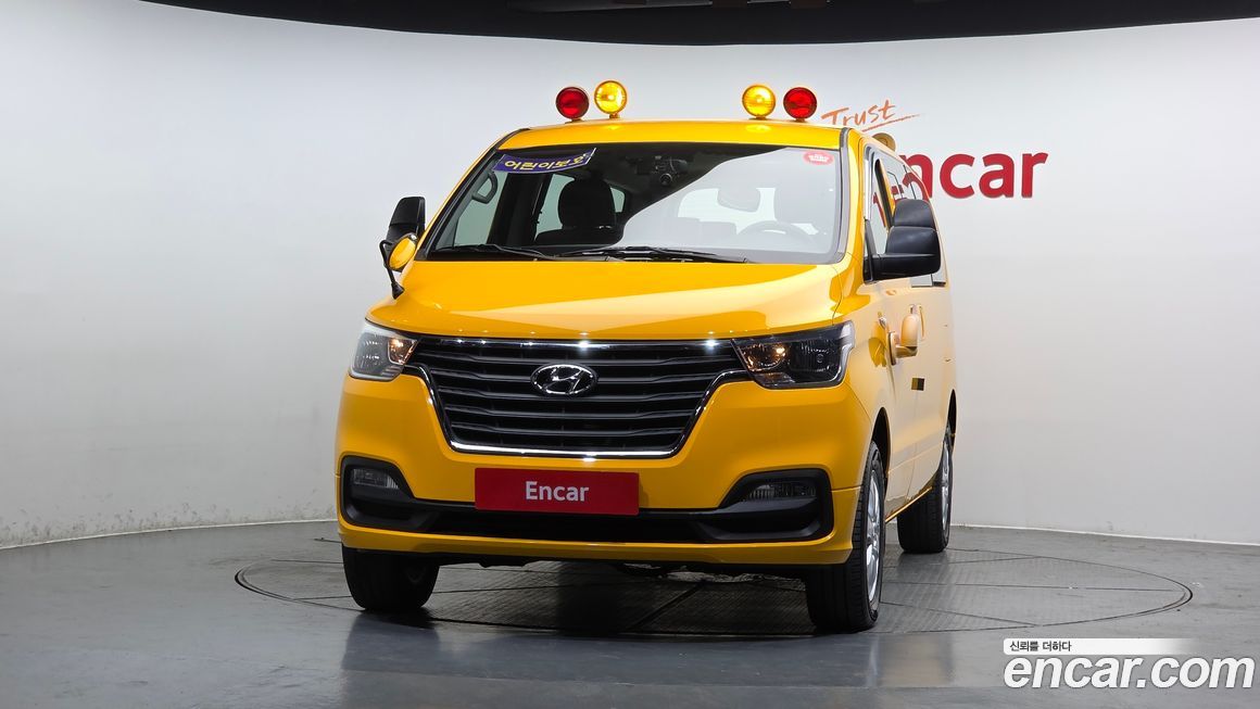 Hyundai Starex 2019