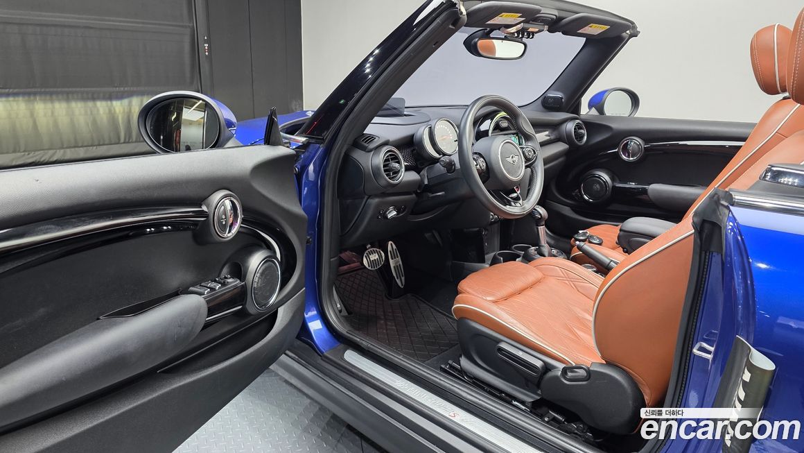 Mini Cooper Convertible 2019