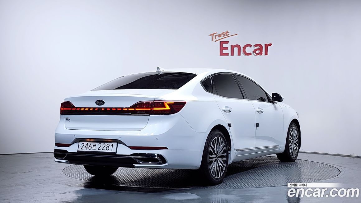 Kia K7 2021