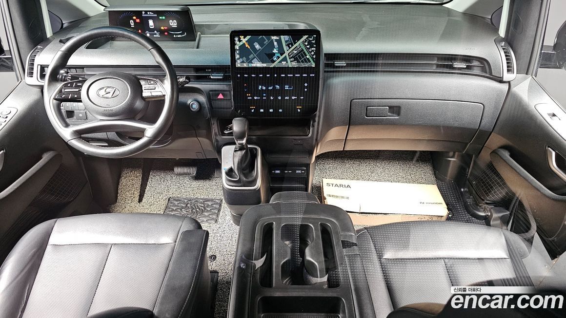 Hyundai Staria 2023