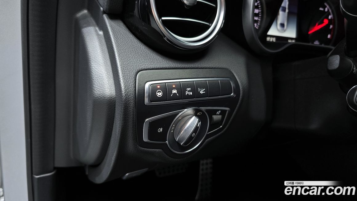 Mercedes-Benz C-Class 2018