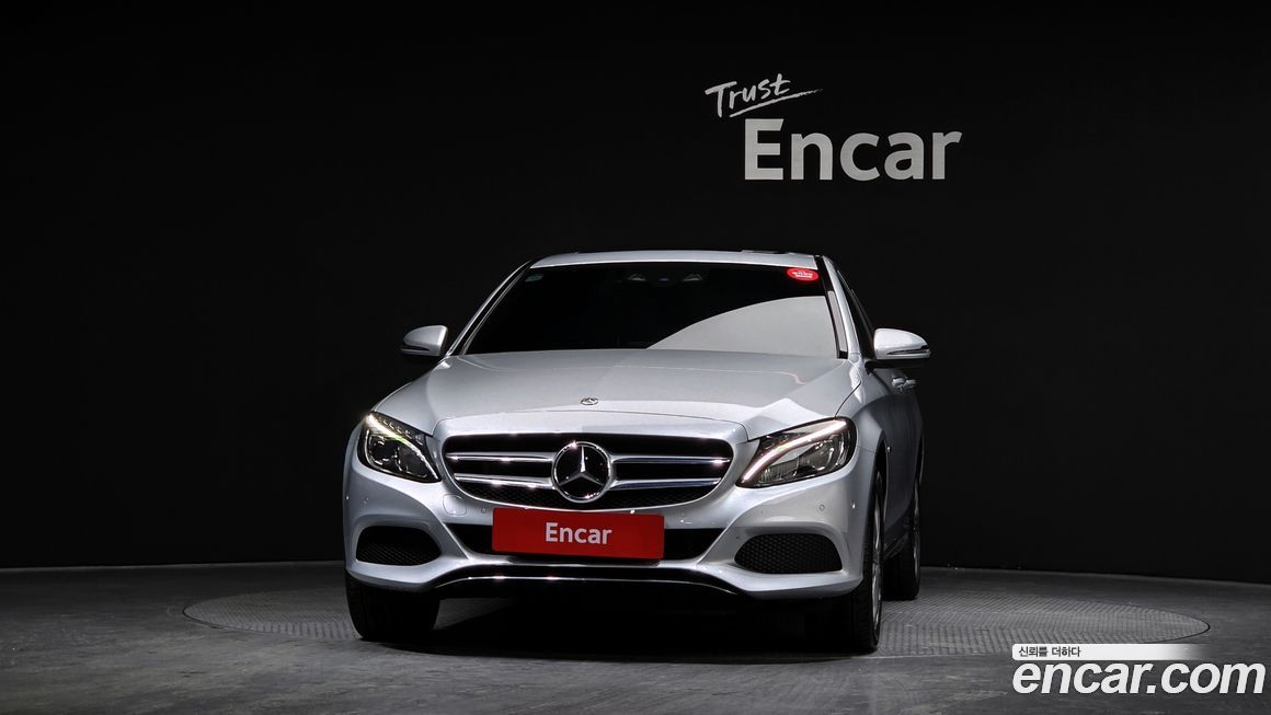 Mercedes-Benz C-Class 2018