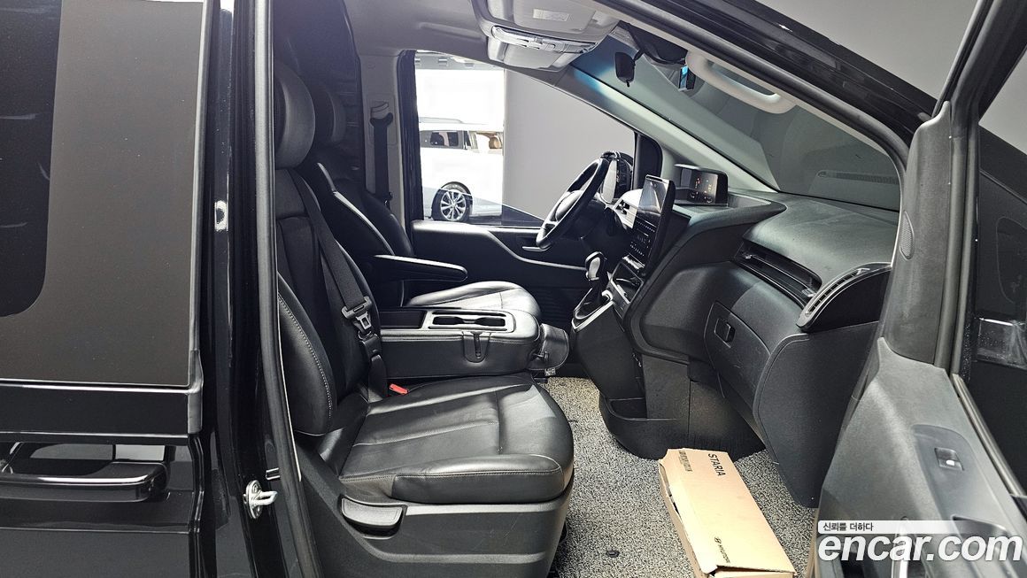 Hyundai Staria 2023