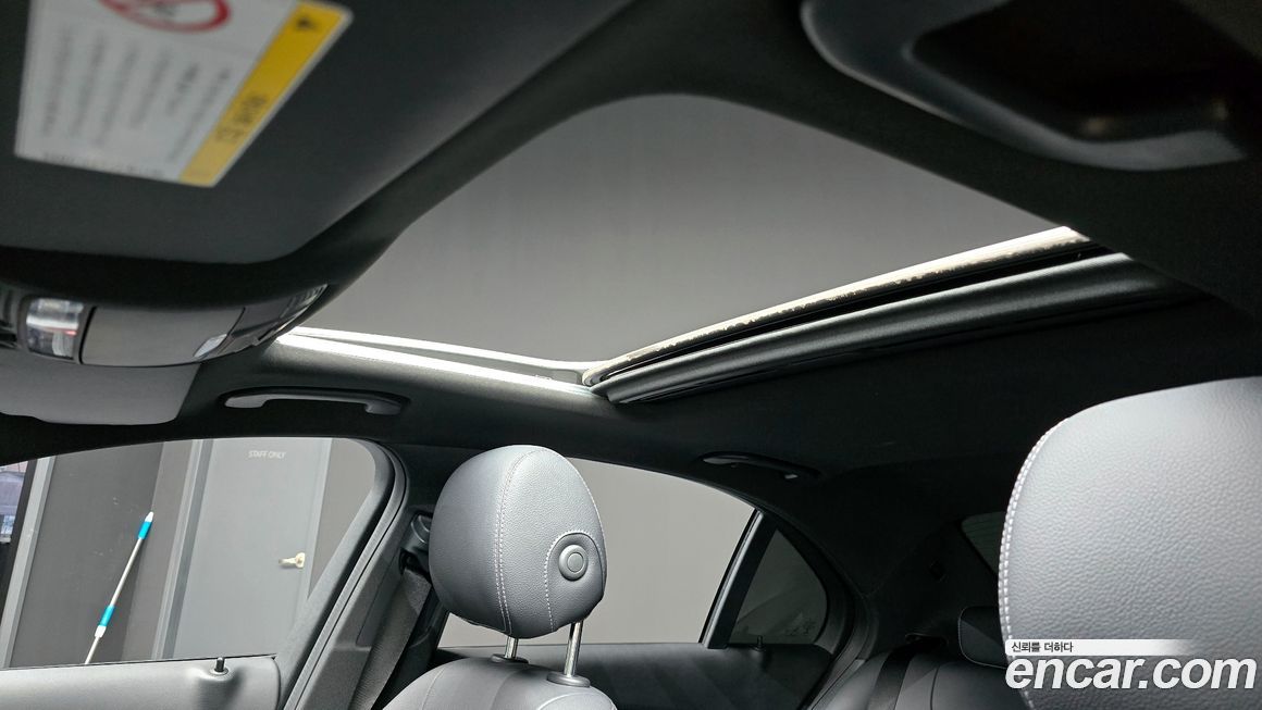 Mercedes-Benz C-Class 2018