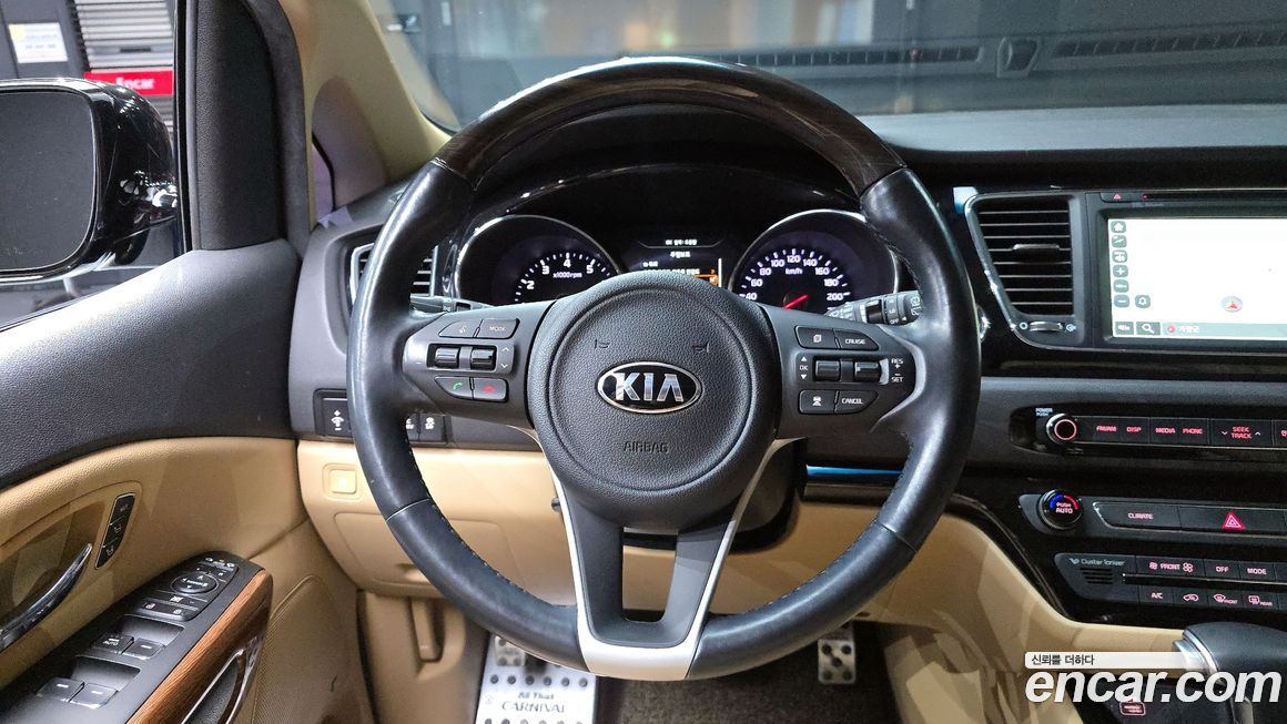 Kia Canival 2018
