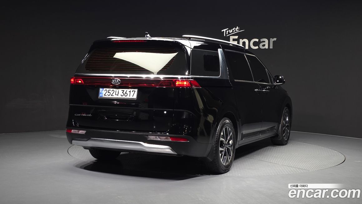 Kia Canival 2021