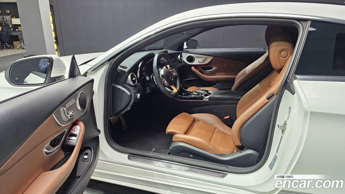 Mercedes-Benz C-Class 2019