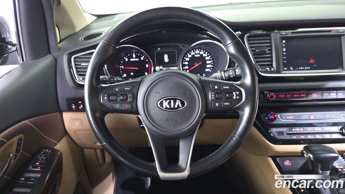 Kia Canival 2018