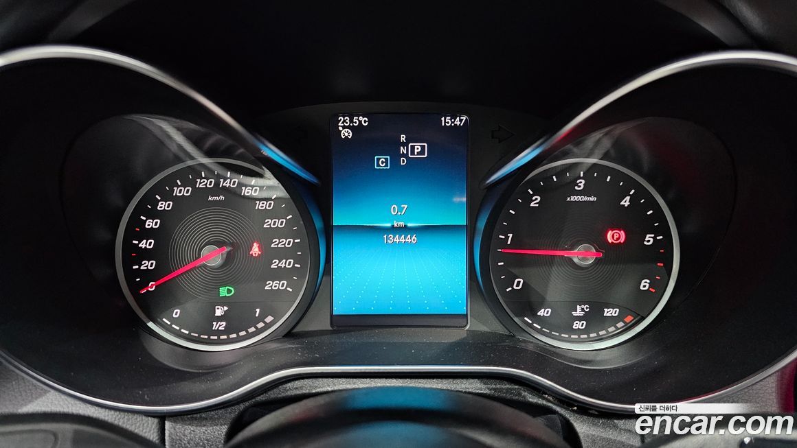 Mercedes-Benz C-Class 2019