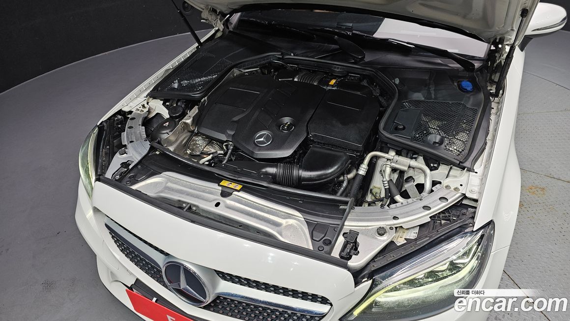 Mercedes-Benz C-Class 2019