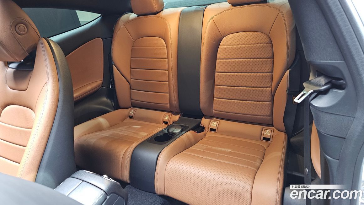 Mercedes-Benz C-Class 2019