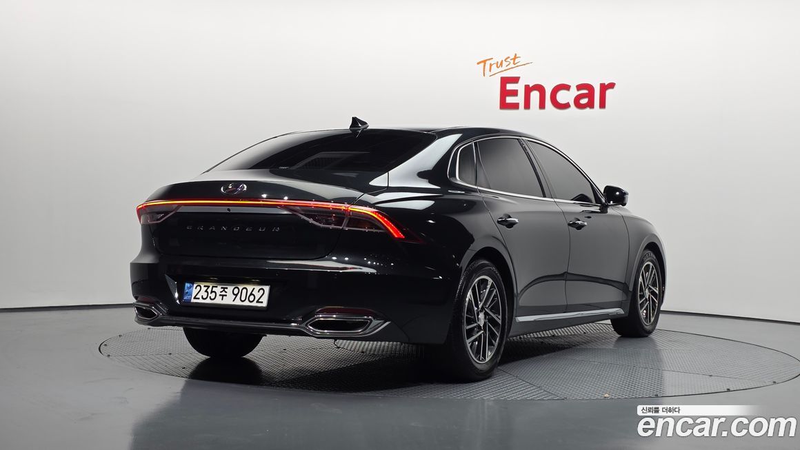 Hyundai Grandeur 2021