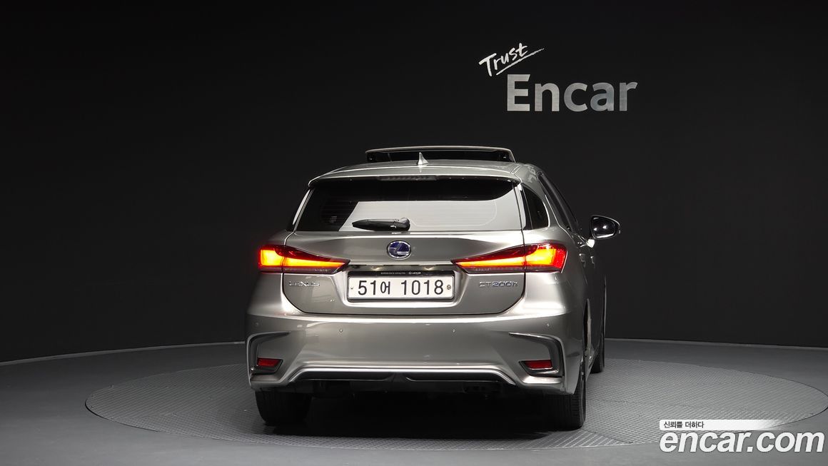 Lexus CT200h 2018