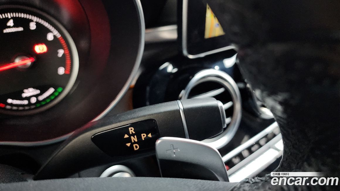 Mercedes-Benz C-Class 2018