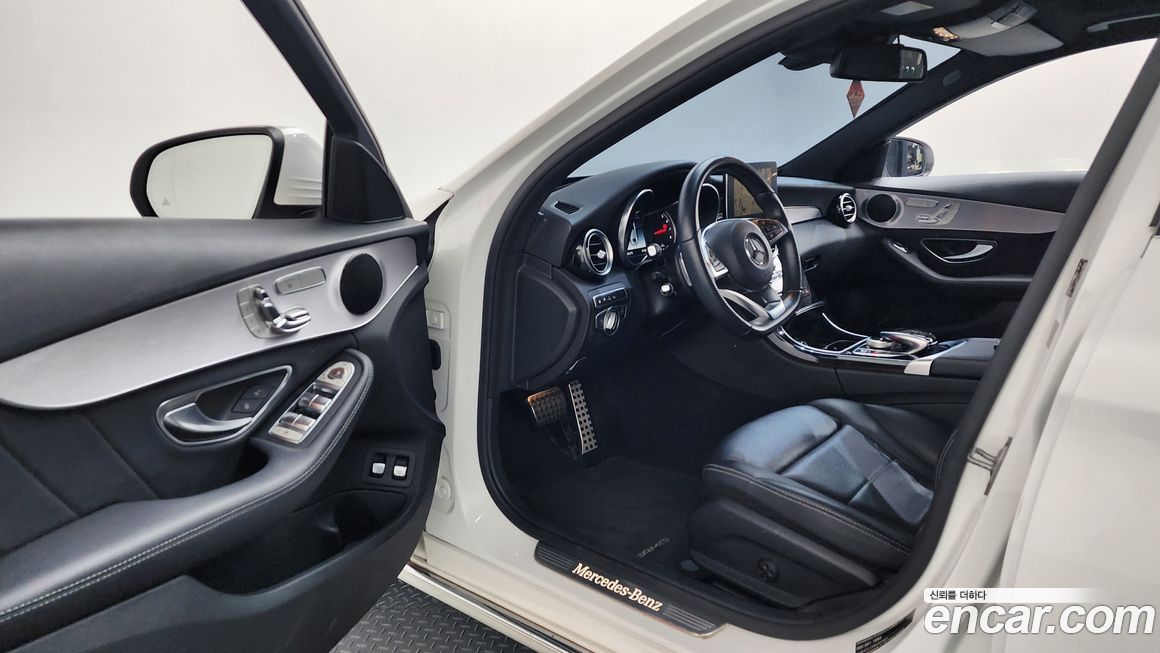 Mercedes-Benz C-Class 2018