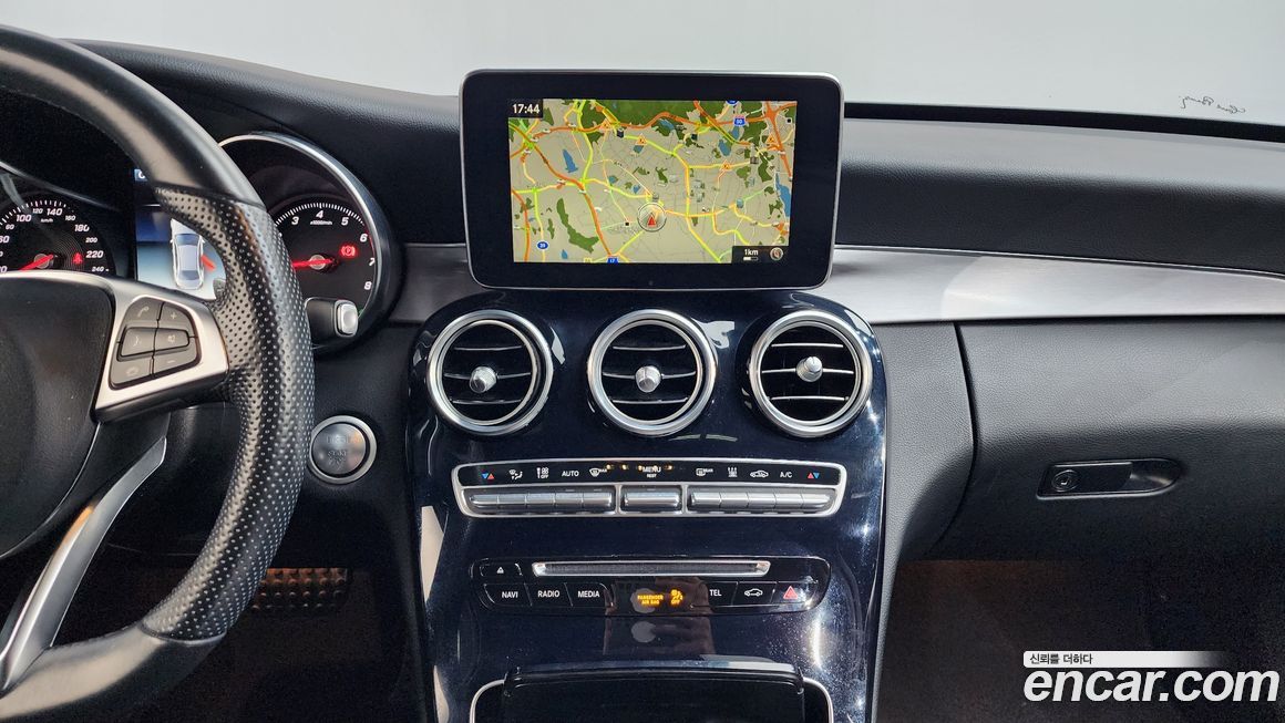 Mercedes-Benz C-Class 2018