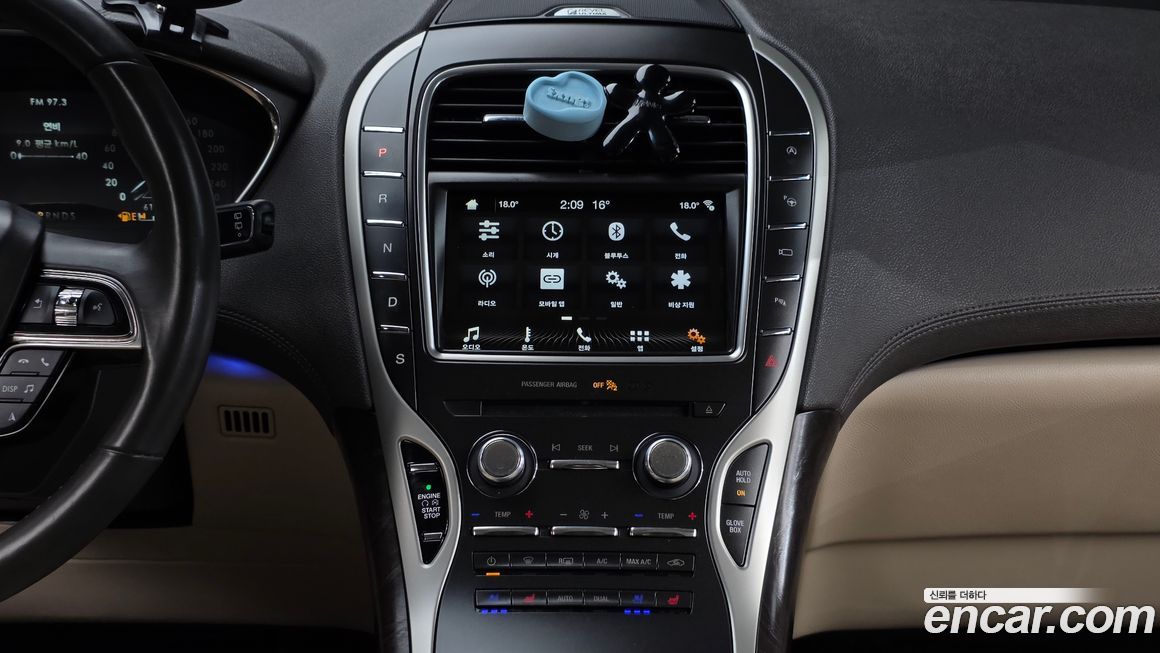 Lincoln Nautilus 2019