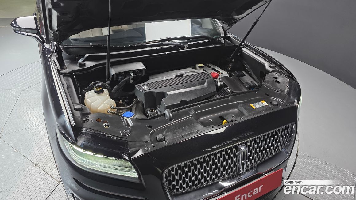 Lincoln Nautilus 2019