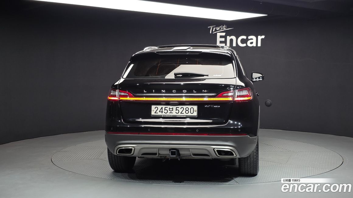 Lincoln Nautilus 2019