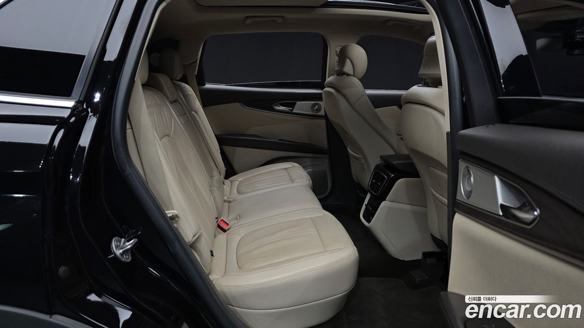 Lincoln Nautilus 2019