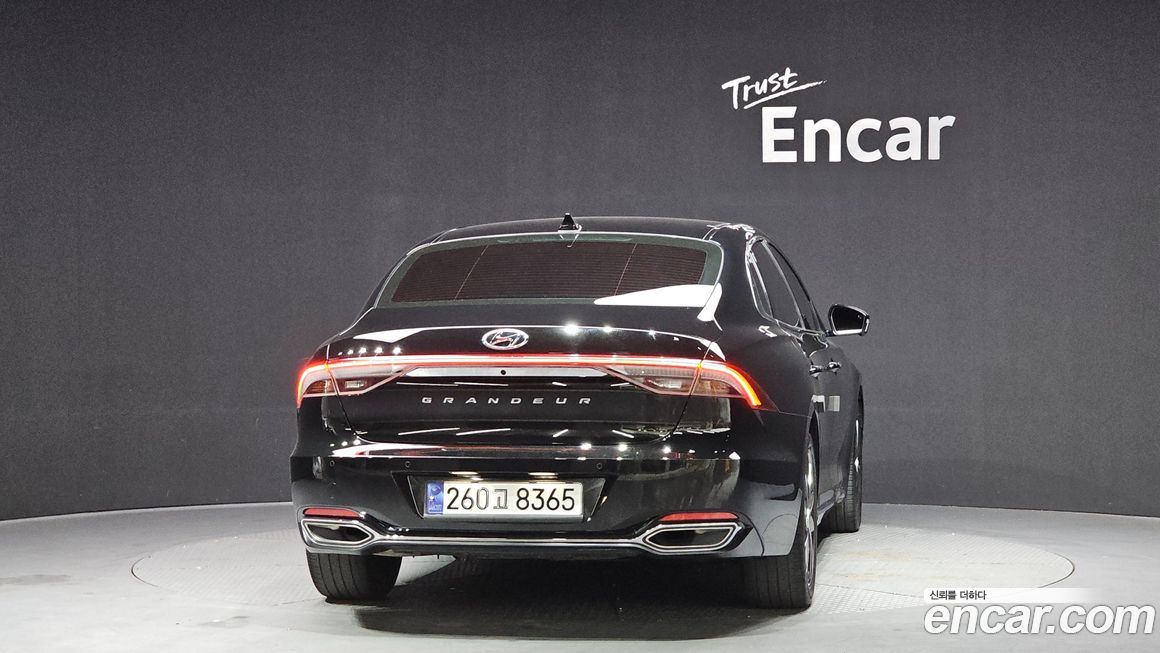 Hyundai Grandeur 2022