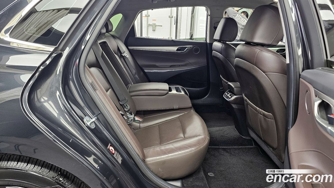 Hyundai Grandeur 2021