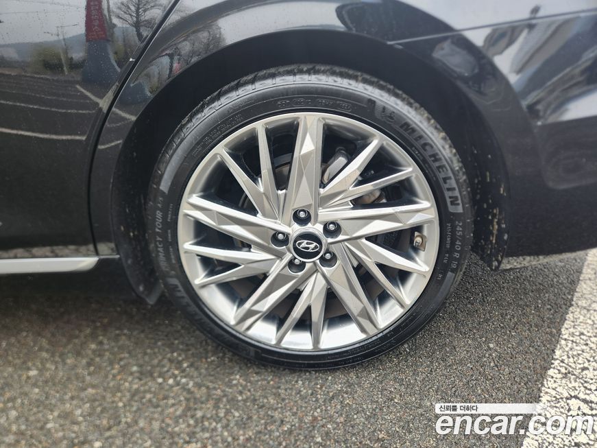 Hyundai Grandeur 2020