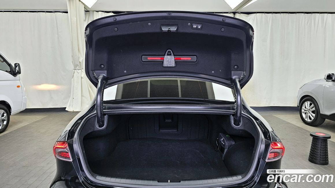 Hyundai Grandeur 2021