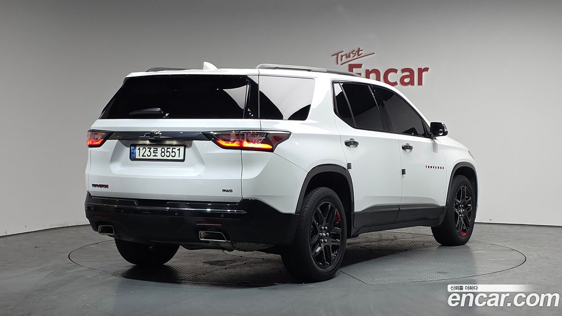 ChevroletGMDaewoo Traverse 2021