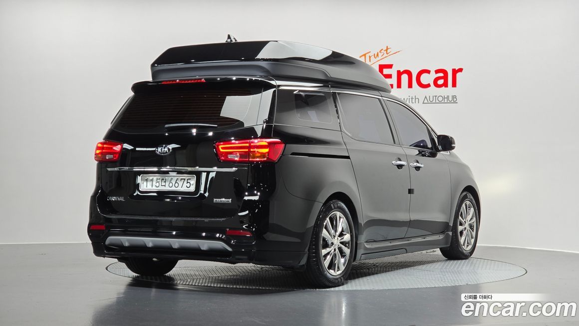 Kia Canival 2019