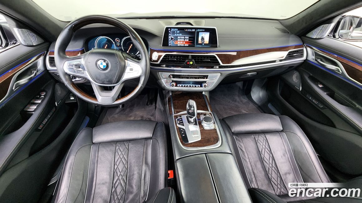 BMW 7-Series 2016