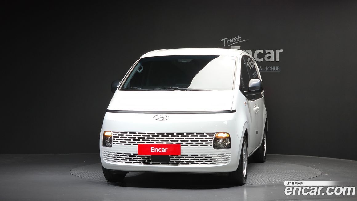 Hyundai Staria 2024
